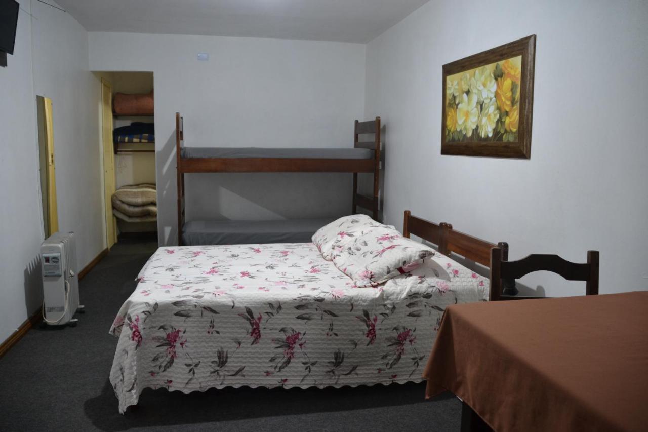 Hotel Pousada Dos Pinheiros Canela Luaran gambar