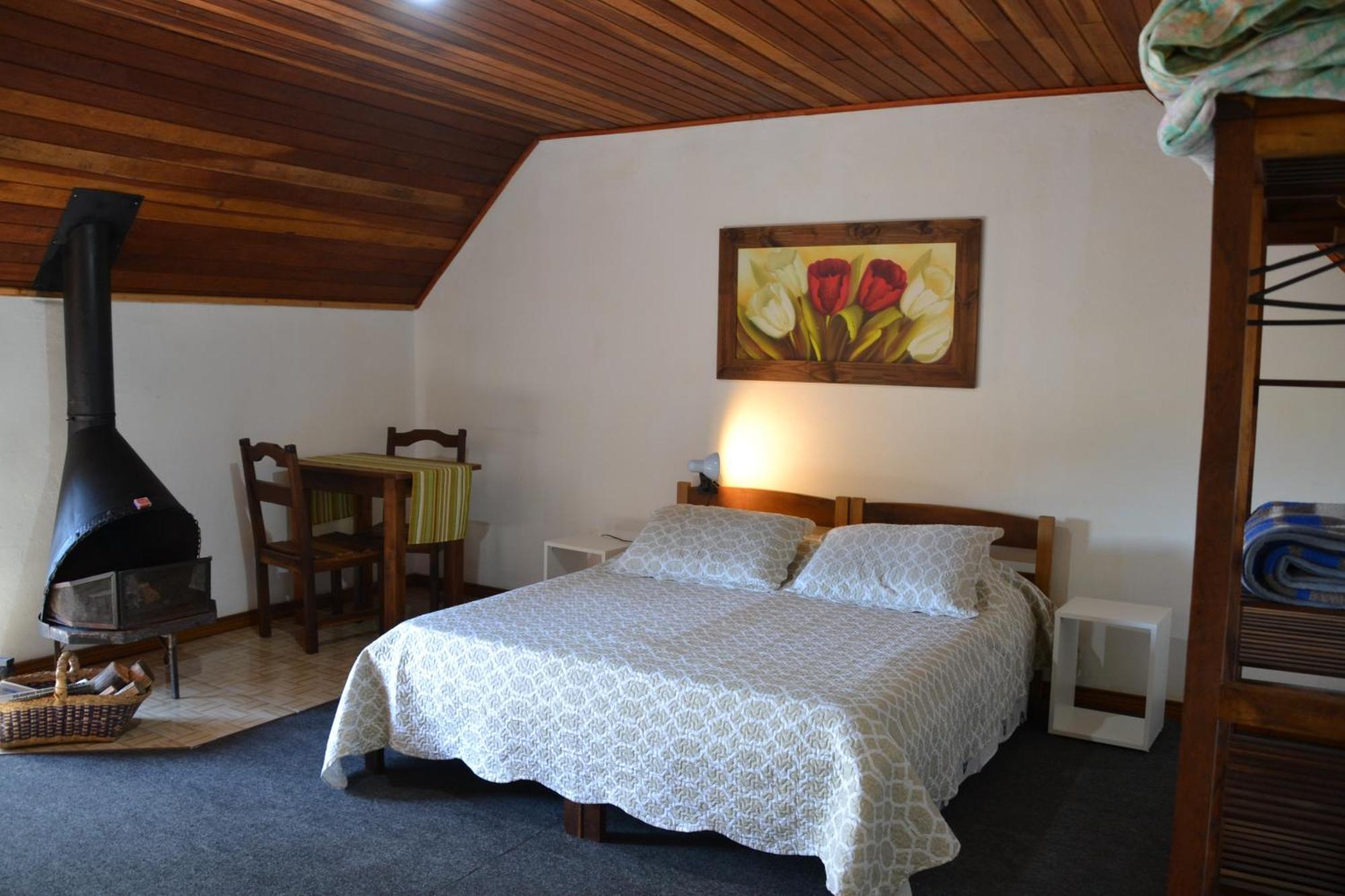 Hotel Pousada Dos Pinheiros Canela Luaran gambar