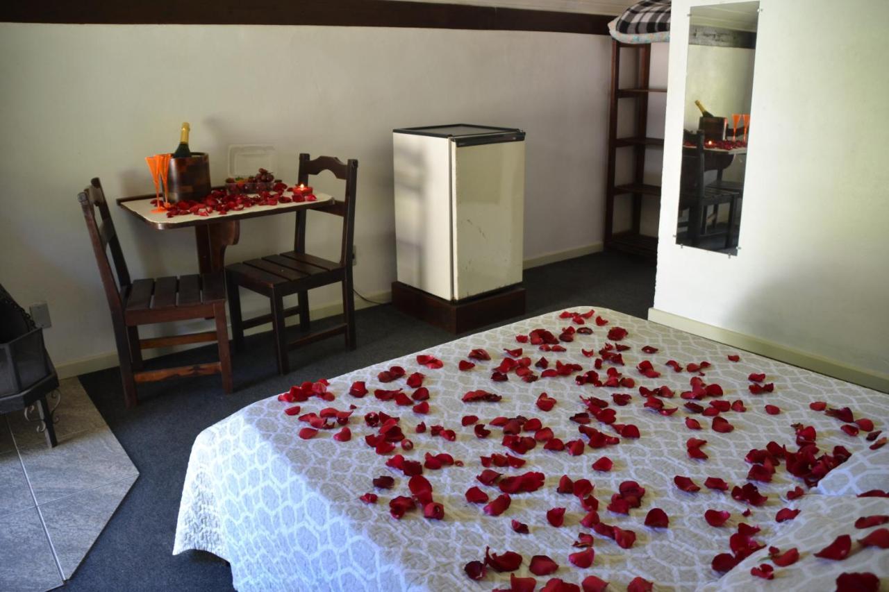Hotel Pousada Dos Pinheiros Canela Luaran gambar